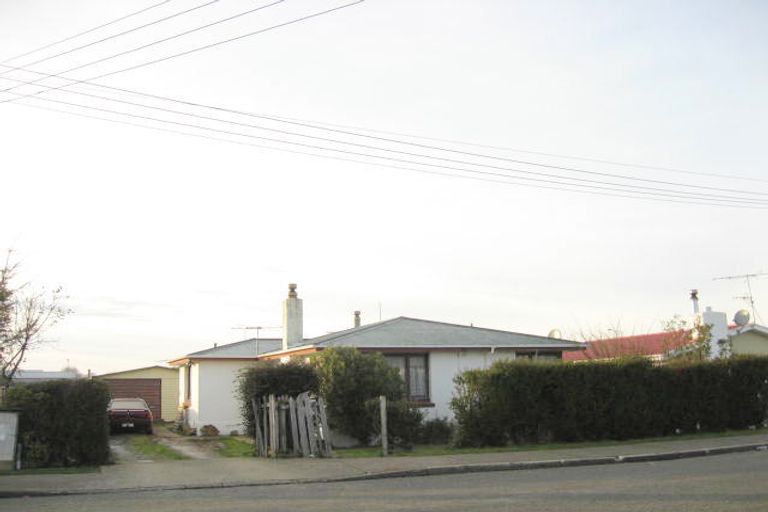 Photo of property in 14 Brown Street, Strathern, Invercargill, 9812