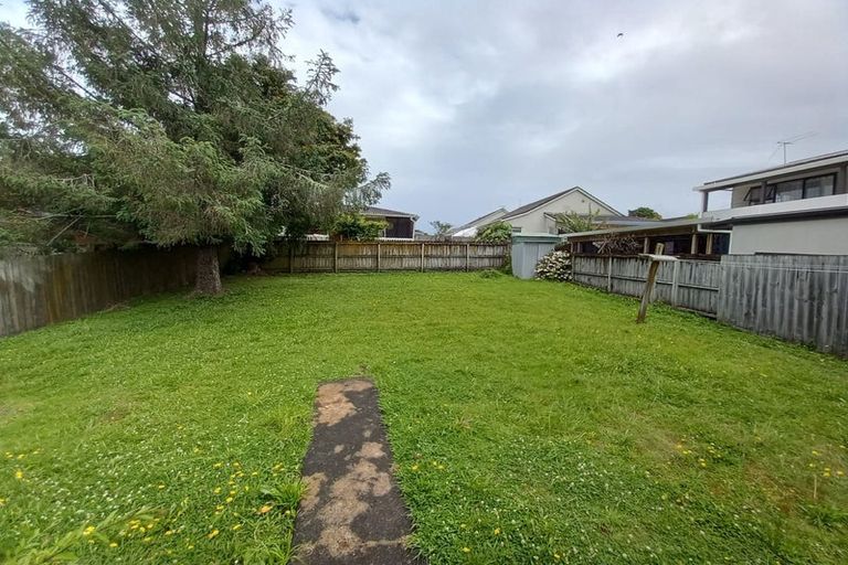 Photo of property in 3/23 Tane Street, New Lynn, Auckland, 0600