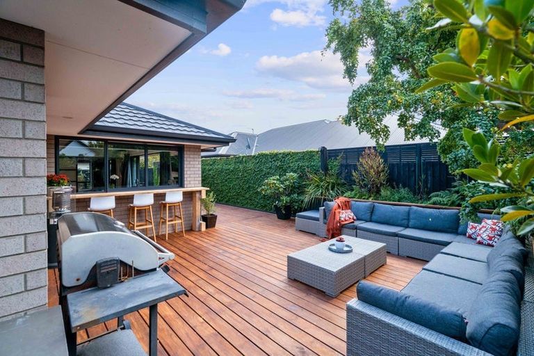 Photo of property in 34 Bradwell Crescent, Halswell, Christchurch, 8025