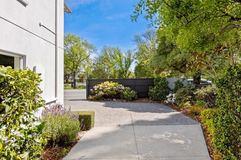 Photo of property in 61a Cashmere Road, Cashmere, Christchurch, 8022