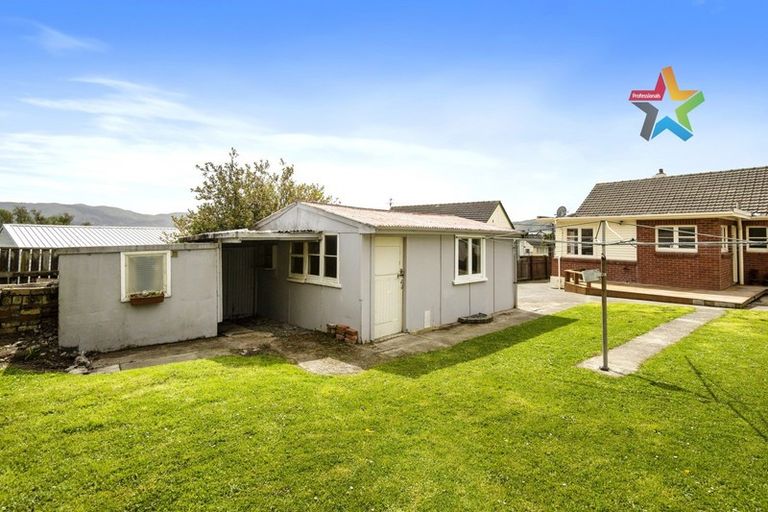 Photo of property in 16 Cleland Crescent, Naenae, Lower Hutt, 5011