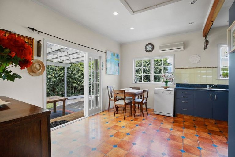 Photo of property in 34 Mitcham Avenue, Forest Lake, Hamilton, 3200