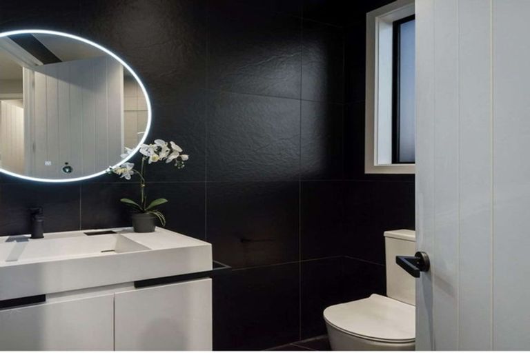 Photo of property in 3 Picnic Point Road, Hobsonville, Auckland, 0616