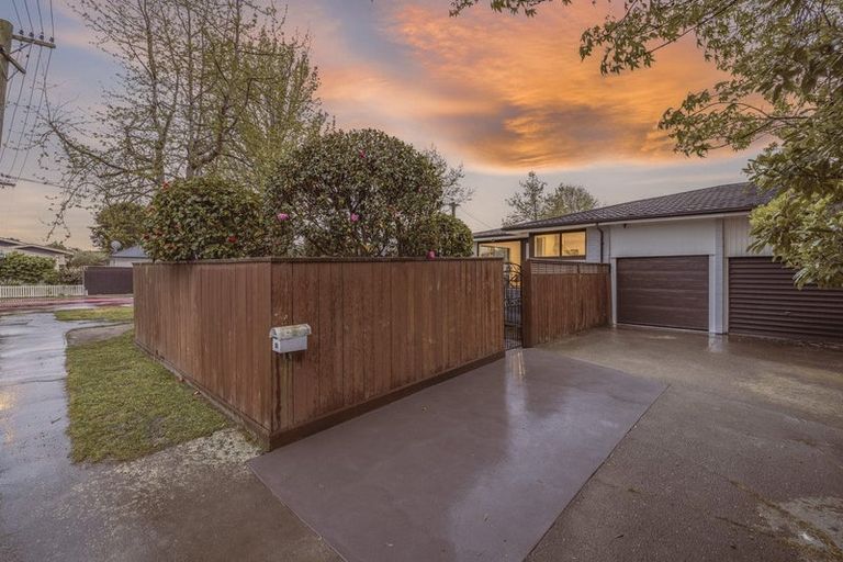 Photo of property in 1/24 Scotston Avenue, St Albans, Christchurch, 8052