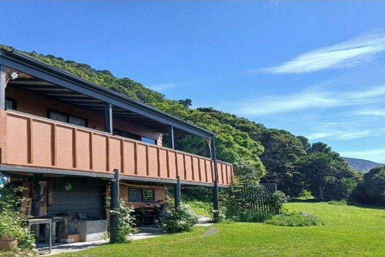 Photo of property in 2029 State Highway 1, Half Moon Bay, Kaikoura, 7371