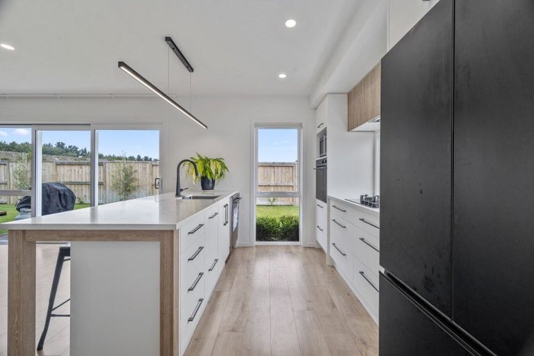 Photo of property in 6 Puka Place, Wharewaka, Taupo, 3330