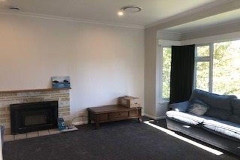 Photo of property in 92a Creswick Terrace, Northland, Wellington, 6012