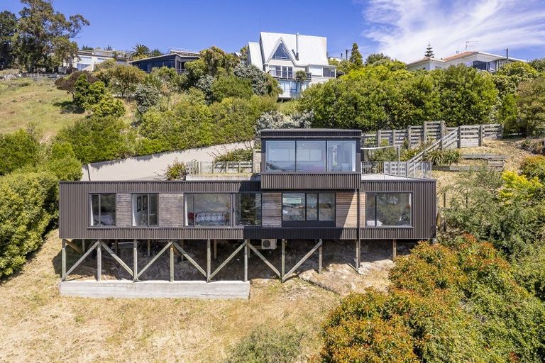 Photo of property in 105b Moncks Spur Road, Redcliffs, Christchurch, 8081