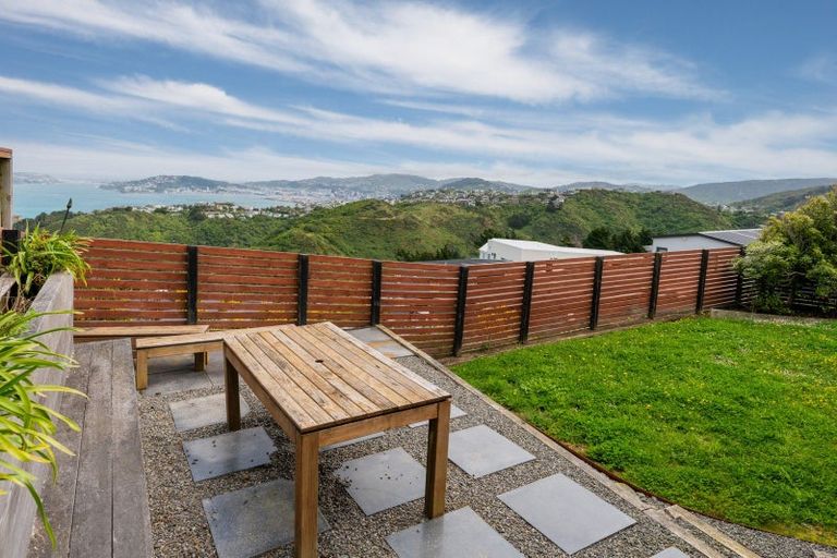 Photo of property in 79 Spenmoor Street, Newlands, Wellington, 6037