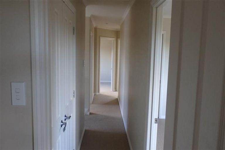 Photo of property in 21 Parkhaven Drive, Rosehill, Papakura, 2113