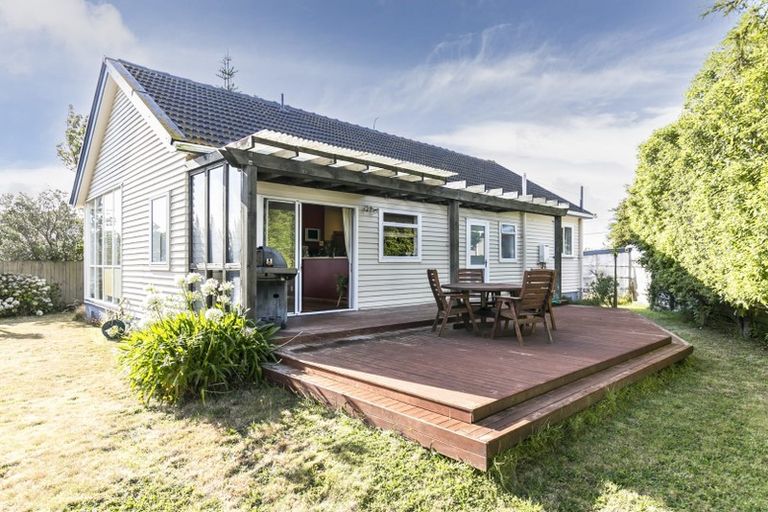 Photo of property in 47 Mandalay Terrace, Khandallah, Wellington, 6035