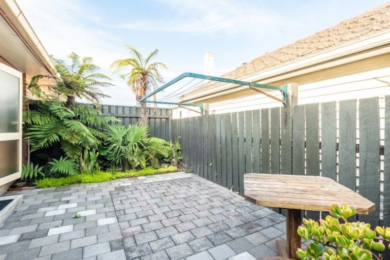 Photo of property in 310a Kahutia Street, Gisborne, 4010