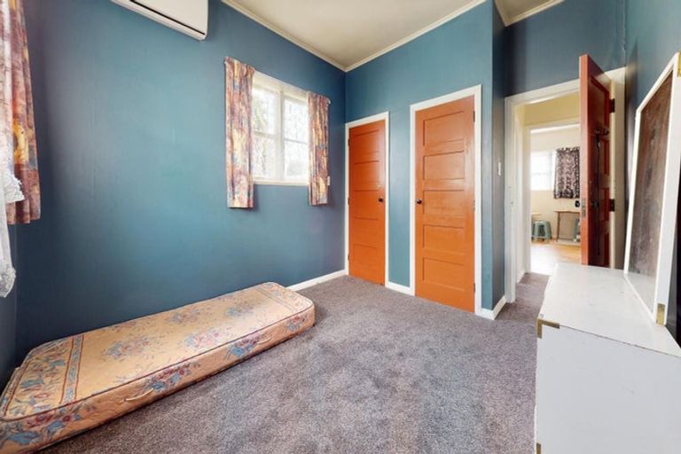 Photo of property in 30 Millar Street, Terrace End, Palmerston North, 4410