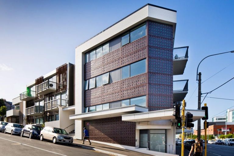 Photo of property in Masina Apartments, 106/80 Riddiford Street, Newtown, Wellington, 6021