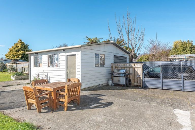 Photo of property in 30 Field Street, Aramoho, Whanganui, 4500
