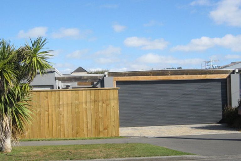 Photo of property in 12 Plover Street, Southshore, Christchurch, 8062