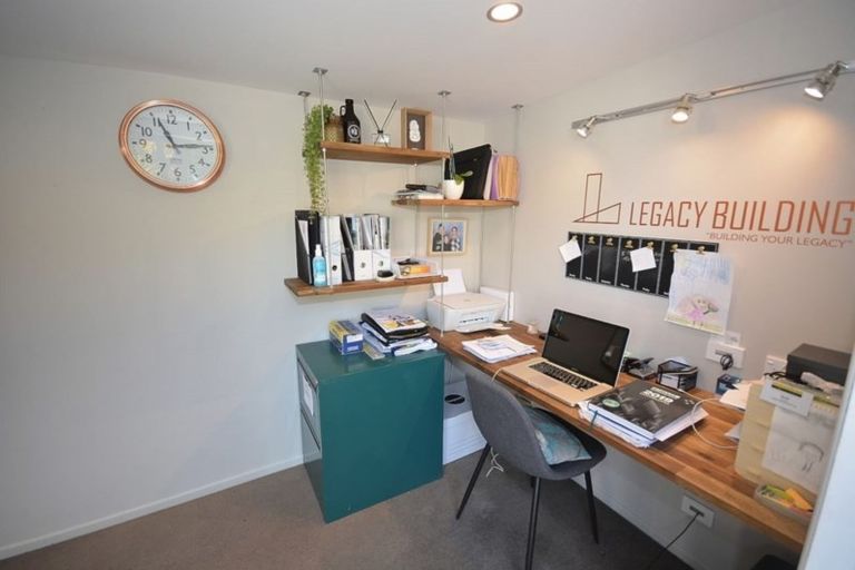 Photo of property in 17a Matenga Street, Waikanae, 5036