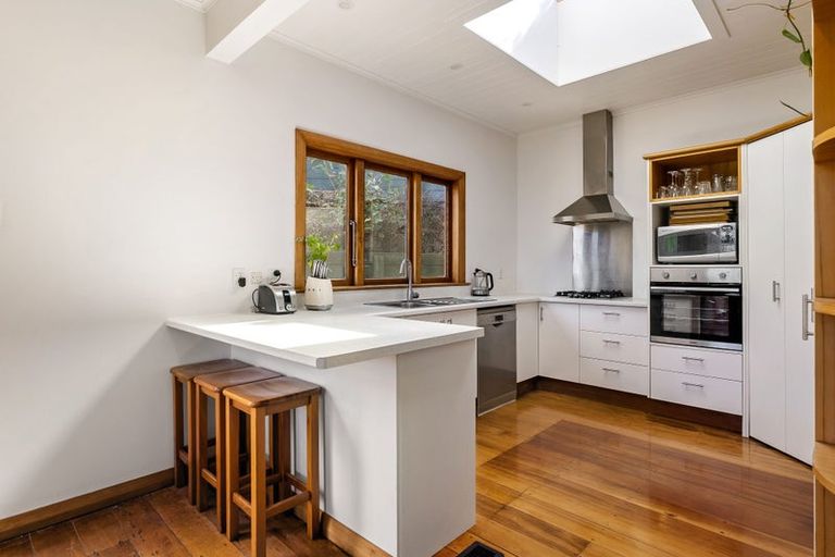 Photo of property in 12 Liardet Street, Vogeltown, Wellington, 6021