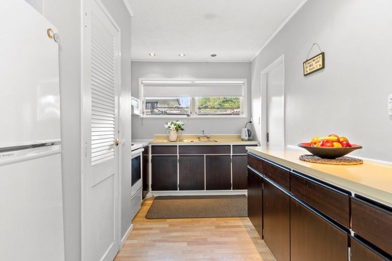 Photo of property in 2/230 Valley Road, Mount Maunganui, 3116