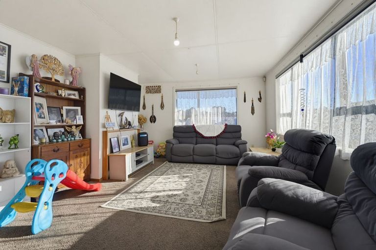 Photo of property in 347 Warspite Avenue, Waitangirua, Porirua, 5024