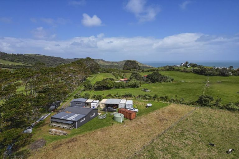 Photo of property in 512 Oaia Road, Muriwai, 0881