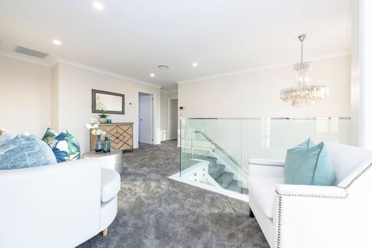 Photo of property in 56 Hikuawa Road, Flat Bush, Auckland, 2019