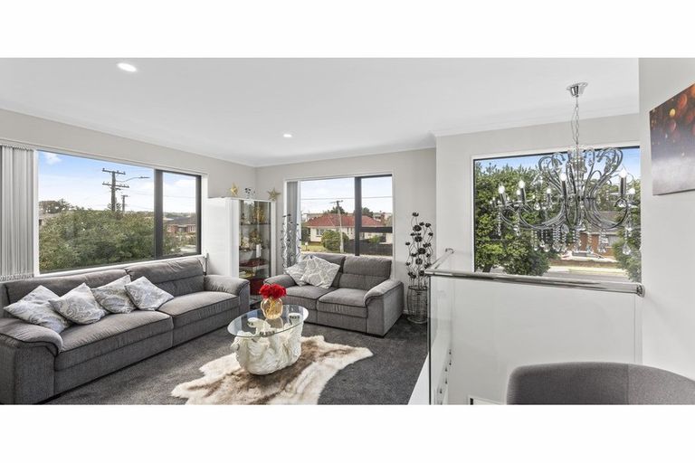 Photo of property in 127a Puhinui Road, Papatoetoe, Auckland, 2104