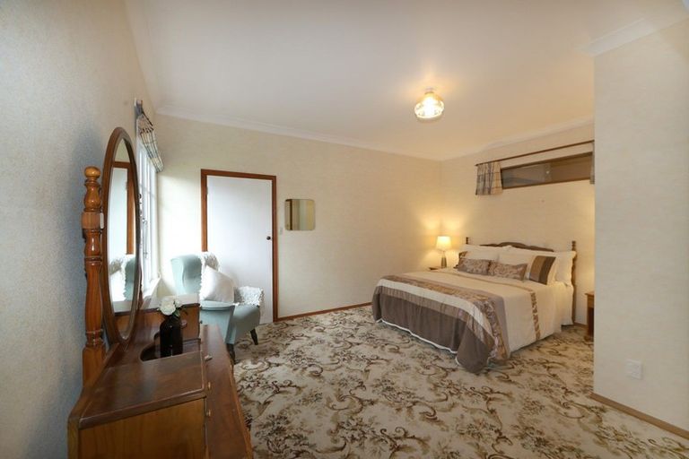 Photo of property in 1021 Duke Street, Mahora, Hastings, 4120