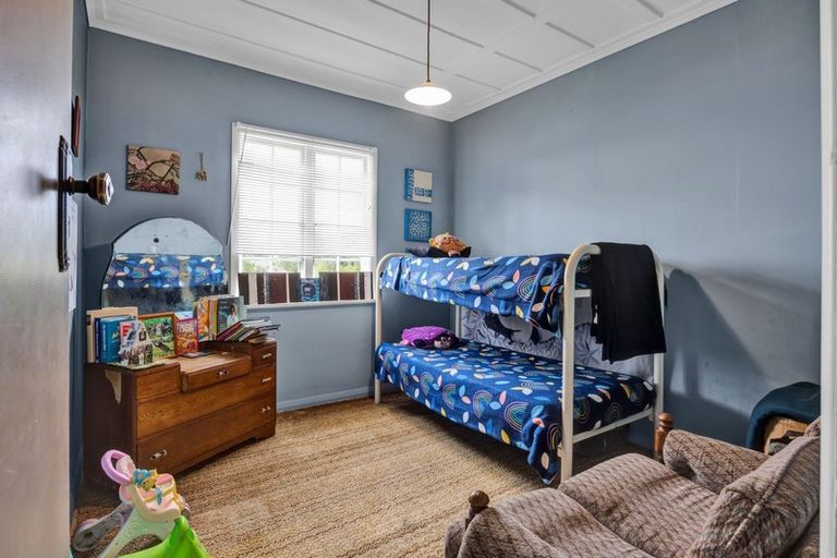 Photo of property in 6 Devon Street, Patea, 4520