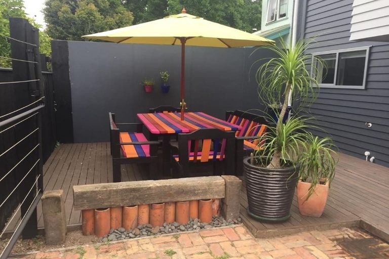 Photo of property in St Georges Court, 2/100 Mcalister Street, Whakatane, 3120