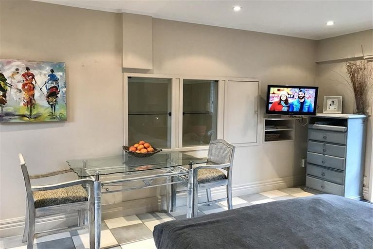 Photo of property in 45 Hastings Road, Mairangi Bay, Auckland, 0630