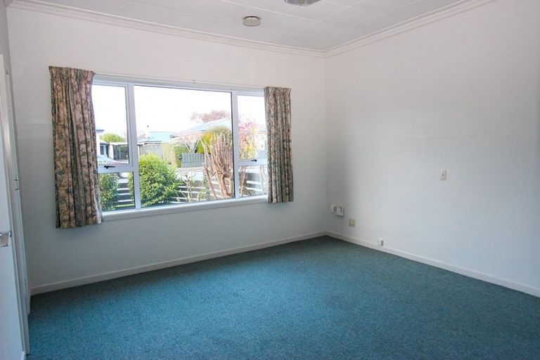 Photo of property in 96 Exmouth Street, Waverley, Invercargill, 9810