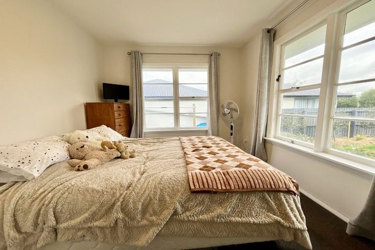 Photo of property in 1/135 Champion Street, Edgeware, Christchurch, 8013