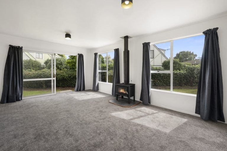 Photo of property in 10b Pharoah Place, Pomare, Rotorua, 3015