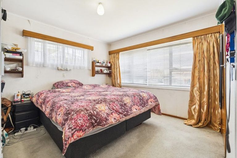 Photo of property in 64 Wyllie Road, Papatoetoe, Auckland, 2025