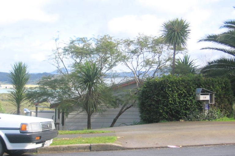 Photo of property in 28 Raumati Crescent, Onerahi, Whangarei, 0110