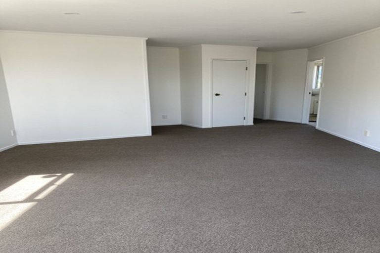 Photo of property in 7 Andros Place, Unsworth Heights, Auckland, 0632