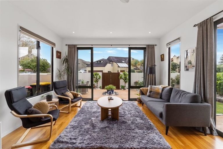 Photo of property in 1/26 Oakwood Grove, Eastern Beach, Auckland, 2012