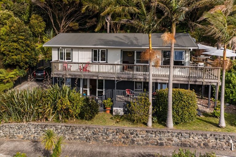 Photo of property in 13 Long Beach Road, Russell, 0202