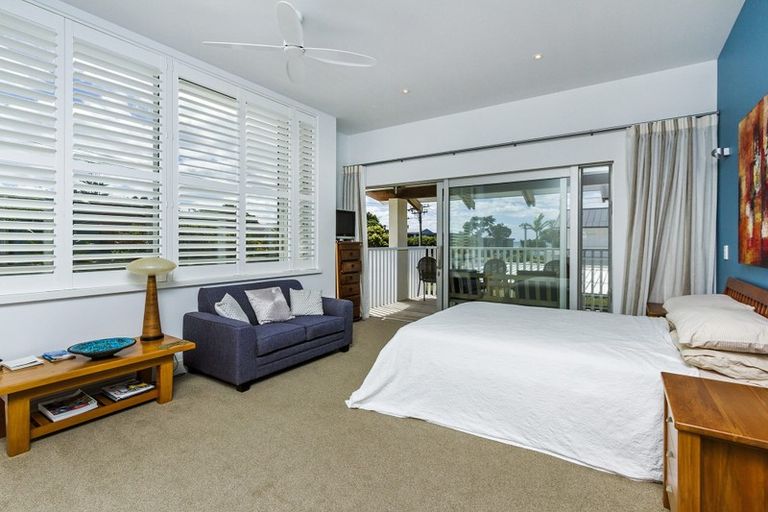 Photo of property in 19 Muritai Road, Milford, Auckland, 0620