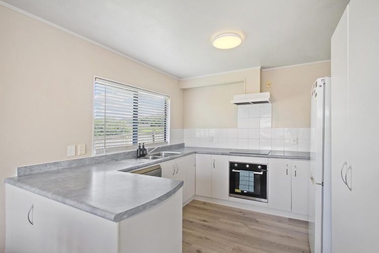 Photo of property in 518 Great South Road, Rosehill, Papakura, 2113