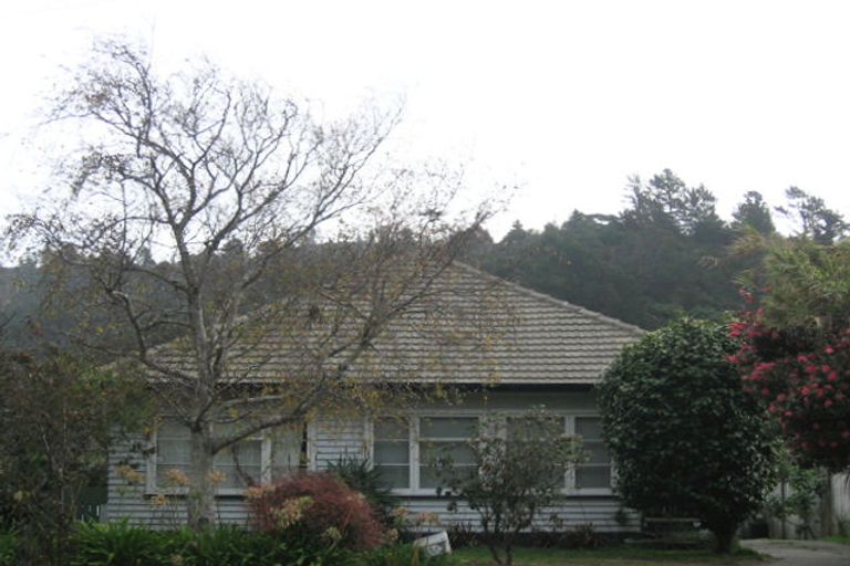 Photo of property in 396 Stokes Valley Road, Stokes Valley, Lower Hutt, 5019