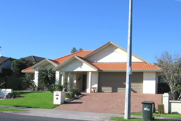 Photo of property in 70 Meadowland Drive, Somerville, Auckland, 2014