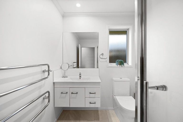 Photo of property in 19 Ladeira Place, Fitzroy, Hamilton, 3206