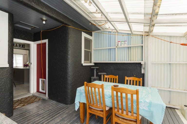 Photo of property in 14 Muir Street, Te Hapara, Gisborne, 4010
