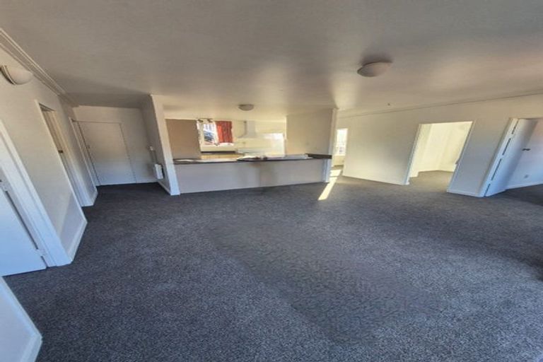 Photo of property in 102 Harbour Terrace, North Dunedin, Dunedin, 9016