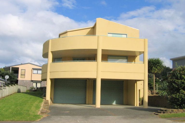 Photo of property in 210 Onemana Drive, Onemana, Whangamata, 3691