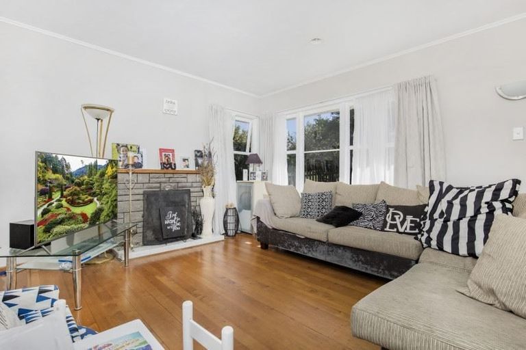 Photo of property in 1/88 Kervil Avenue, Te Atatu Peninsula, Auckland, 0610