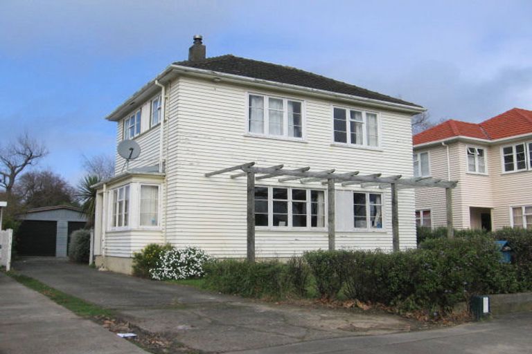 Photo of property in 126 Rangiora Avenue, Roslyn, Palmerston North, 4414