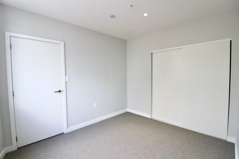 Photo of property in Unit 103, Level 1, 103/14 Laings Road, Hutt Central, Lower Hutt, 5010
